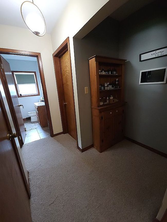 Photo of 119 Crescent Ave, Decorah, IA