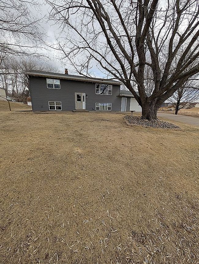 100 2nd St, Holdingford, MN