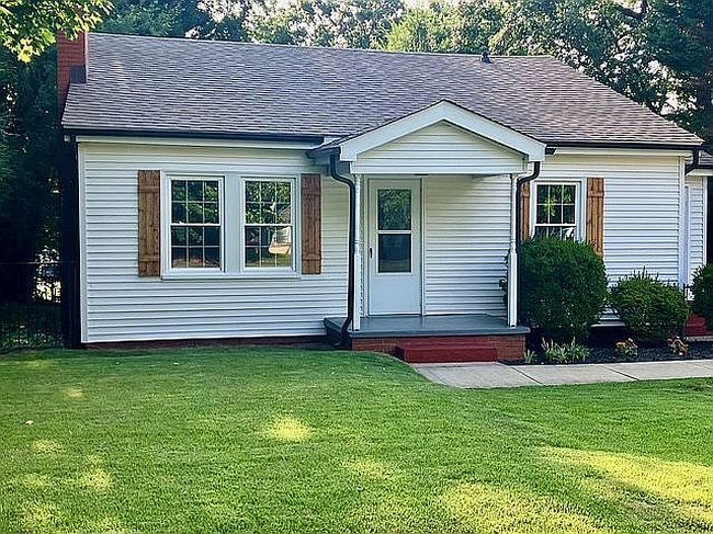 Photo of 1059 Old Charlotte Rd, Concord, NC