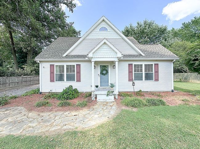 Photo of 6101 Felstead Rd, Evansville, IN