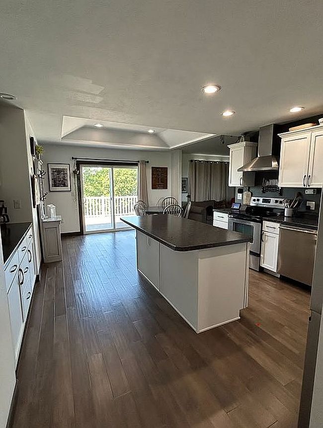 Additional photo 2 of property located at 290 Deerfield Dr