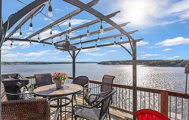 Image of 1229 Summit Cir