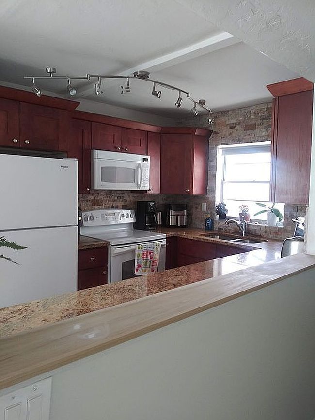 Photo of 100 Valley Stream Dr Apt 205, Naples, FL