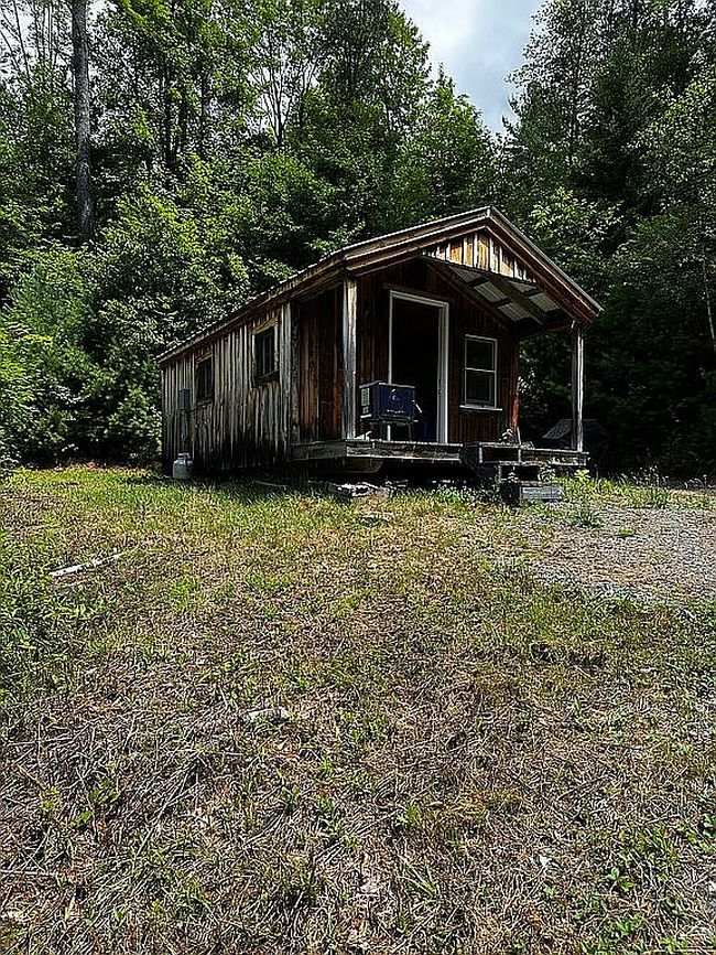 Photo of 352 Branch Brook Rd, Groton, VT
