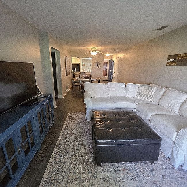 134 N 36th St Apt 4, Omaha, NE