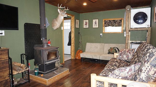Image of 868 Preacher Hill Rd