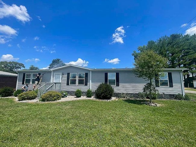 Image of 35 Walnut Ln