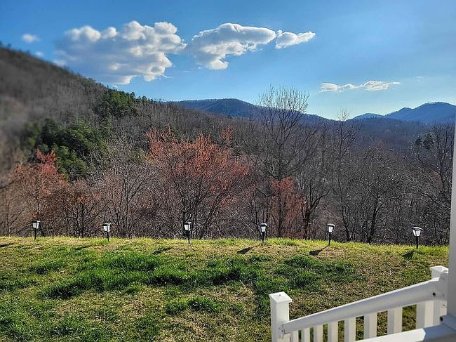 Photo of 55 Bright Hope Rd, Black Mountain, NC