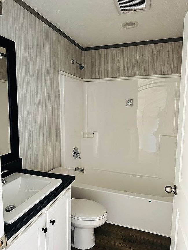 Image of 6107 Willow Green Dr #121