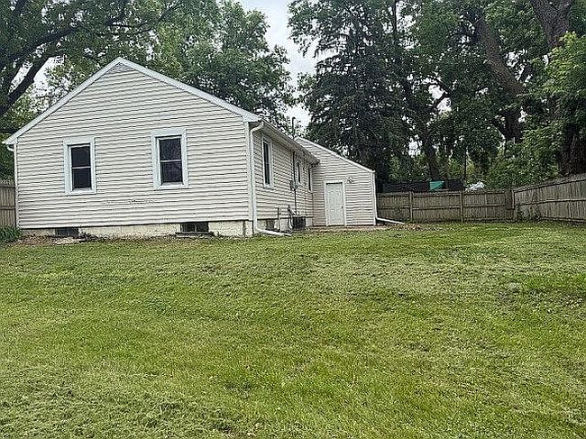 Photo of 301 S 44th St, Lincoln, NE