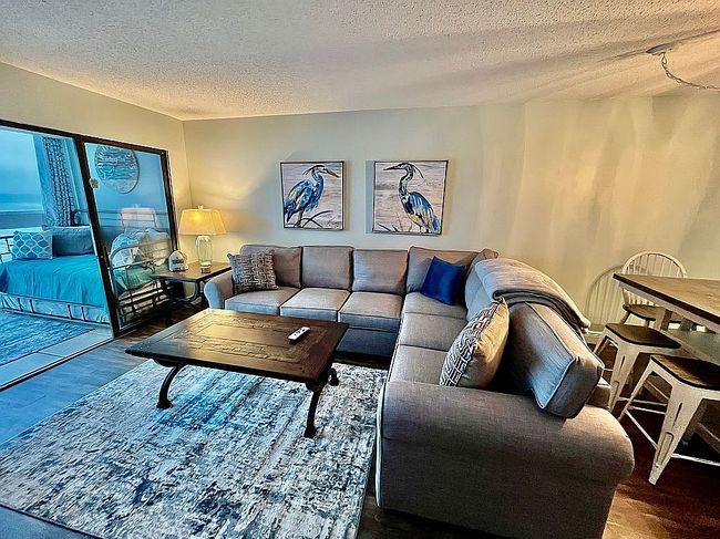 Additional photo 1 of property located at 1007 W Beach Blvd Apt 34