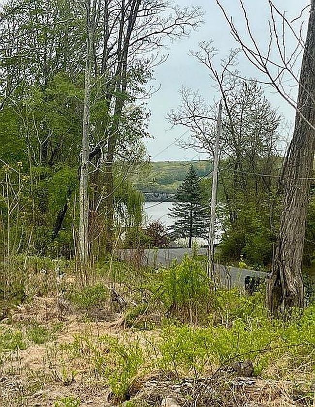 Photo of 21 Minuet Ln, Ulster, NY