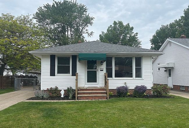 Image of 30313 Arnold Rd