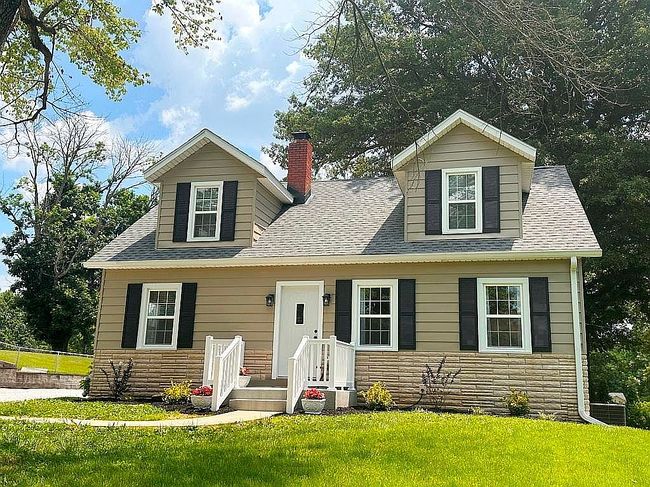 Photo of 5501 Kratzville Rd, Evansville, IN