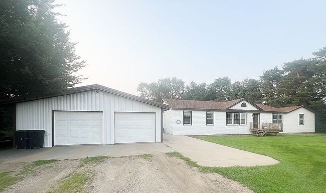 Photo of 400 16th Ave W, Redfield, SD