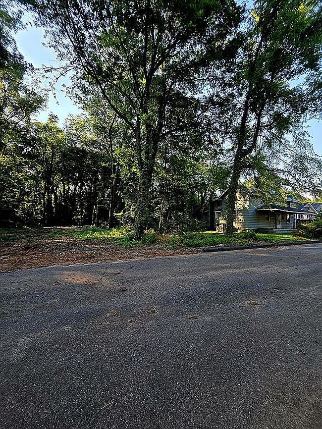 Photo of W Bell St, Statesville, NC