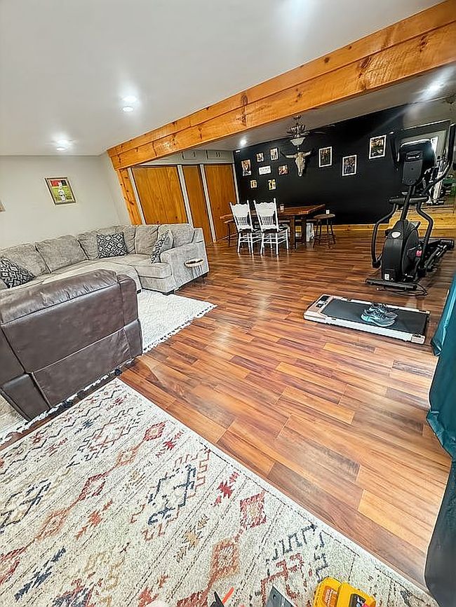 Image of 217 S 6th St