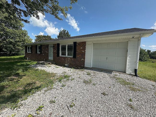 Photo of 4074 Ironworks Rd