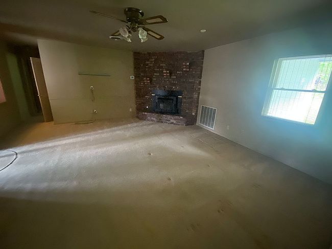 Image of 109 3rd St