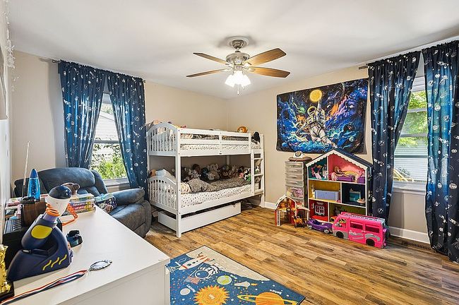 Photo of 509 Fenton Ave, Romeoville, IL