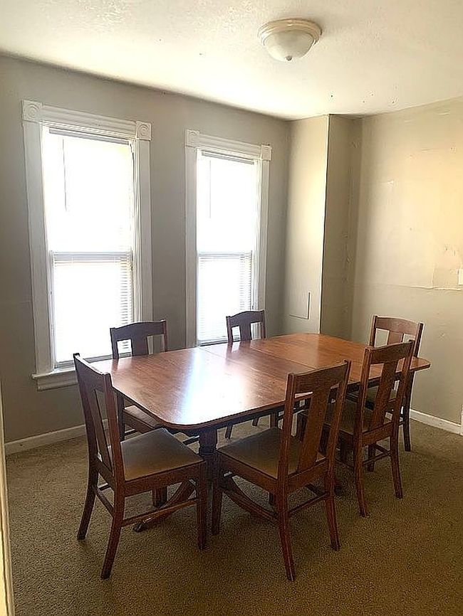 Additional photo 3 of property located at 619 N 4th St