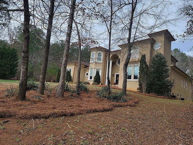 Photo of 1824 Gateway Dr, Loganville, GA
