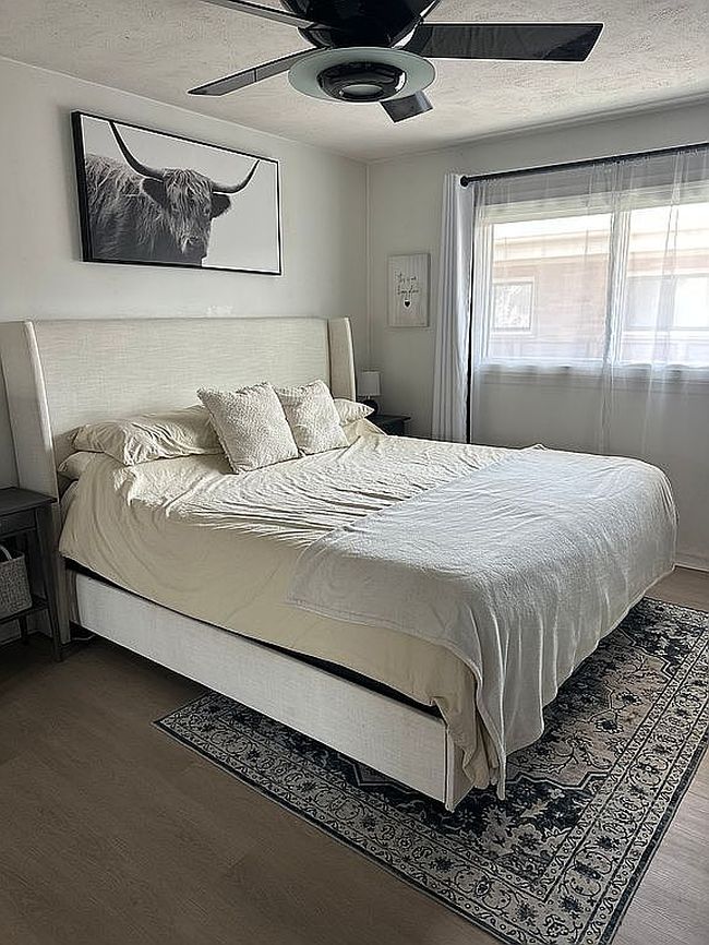 Photo of 9618 W Higgins Rd Apt 3A, Rosemont, IL