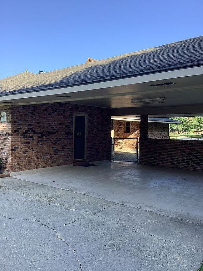 Photo of 22885 Talbot Dr, Plaquemine, LA