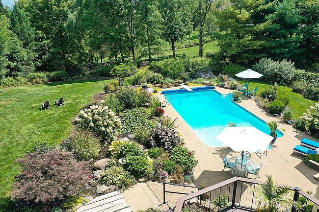 Image of 1902 Hollythorne Rd Ne