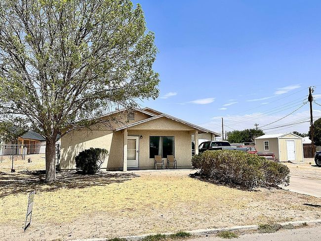 Preview of property located at 104 S Casas Lindas Dr