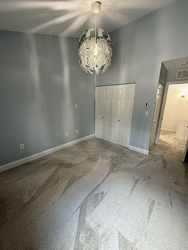 Photo of 54 Wauwinet Ct, Guilford, CT