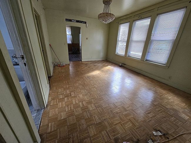 Photo of 644 E 229th St, Bronx, NY