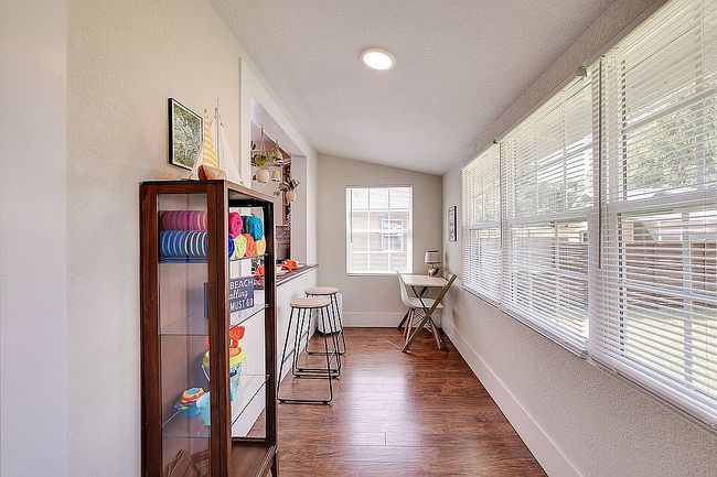 Photo of 228 N Adelle Ave, Deland, FL