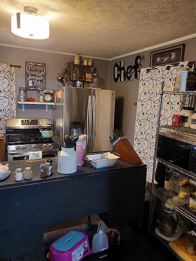 Preview of property located at 1923 W Bataan Dr