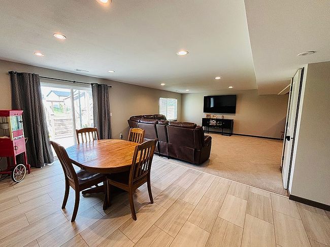 Photo of 6906 Stone Meadow Dr Sw, Cedar Rapids, IA