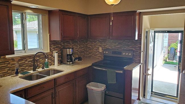Photo of 36607 Suffolk St, Clinton Township, MI
