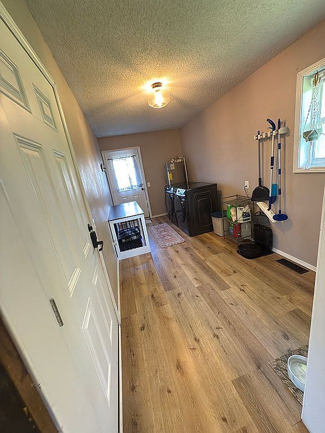 Photo of 104 Autumn Dr, Cabool, MO