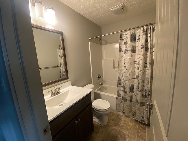 Photo of 2292 Charleston Pl, Richmond, IN