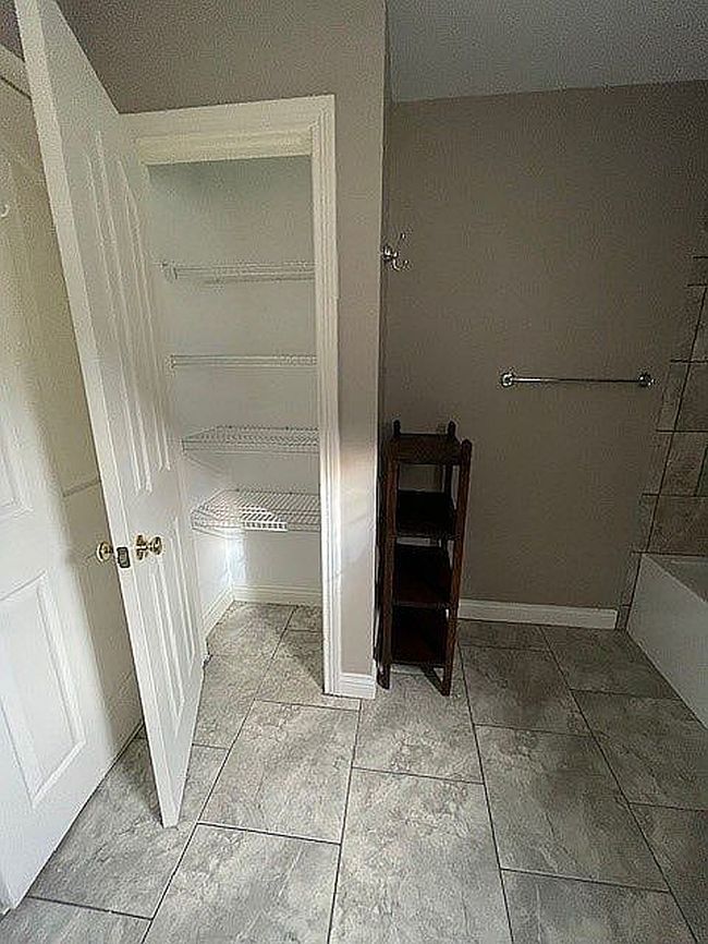Image of 615 Ashbourne Dr