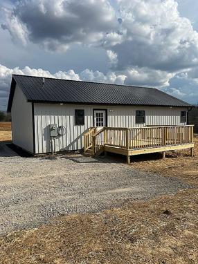 Image of 2651 Radio Station Rd