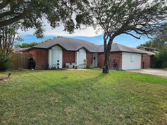 Photo of 7005 Mansfield Dr, Corpus Christi, TX