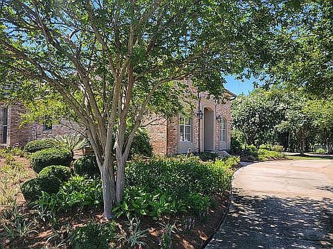 Photo of 9291 Pebble Beach Cir, Denham Springs, LA