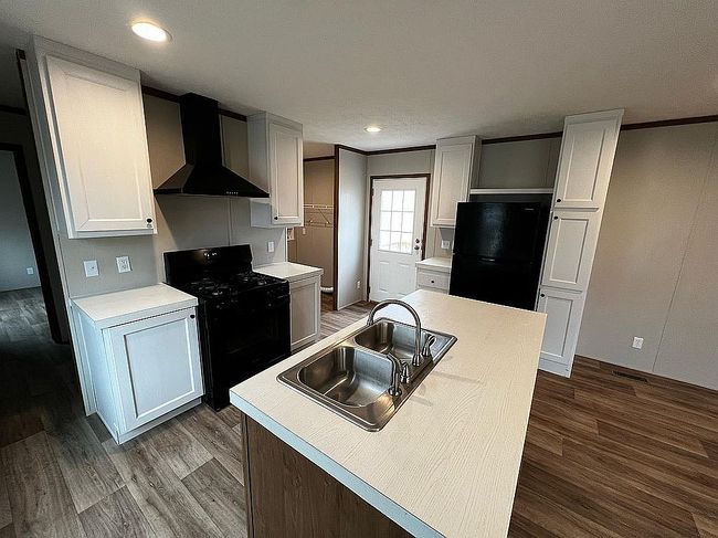 Preview of property located at 1707 E Blanchard Ave Lot 33