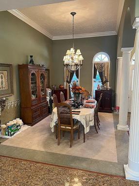 Additional photo 3 of property located at 475 S Manor Dr