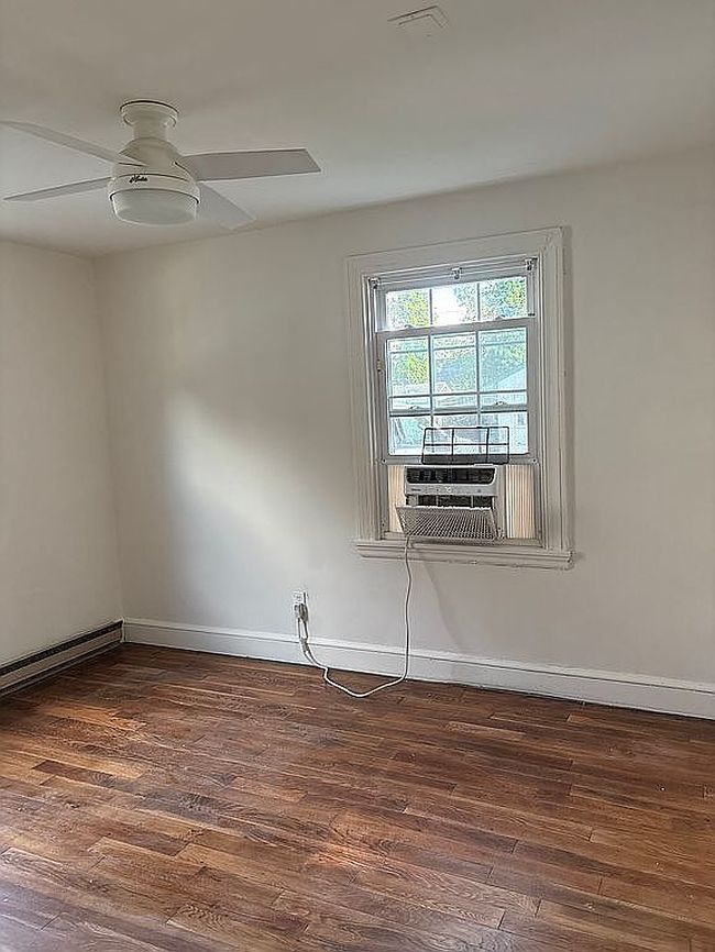 3 E Sedgwick St, Sandston, VA