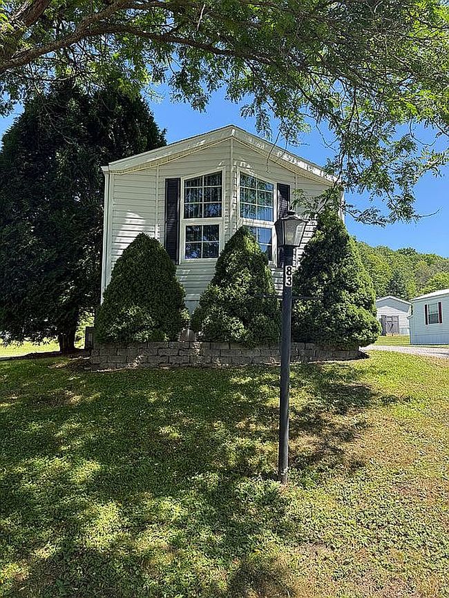 Photo of 83 Valley Dr, Great Valley, NY