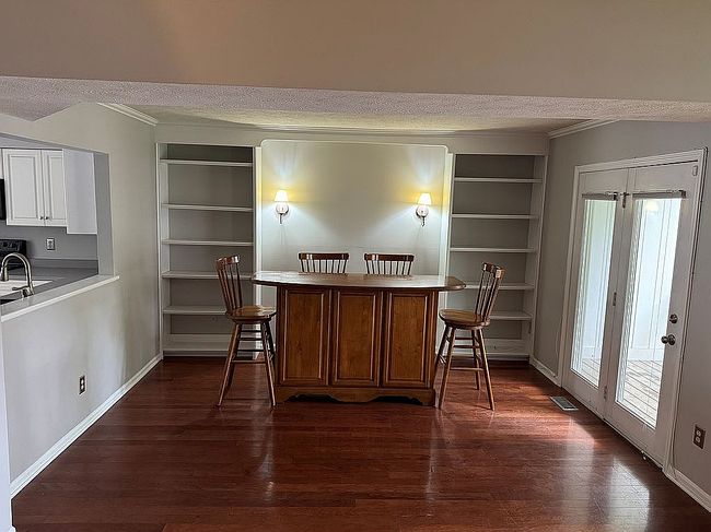 Photo of 6926 Wesley Ct, Indianapolis, IN