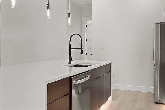 Additional photo 1 of property located at 526 Hoffer St