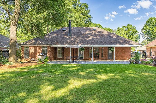 Image of 664 Thousand Oaks Dr