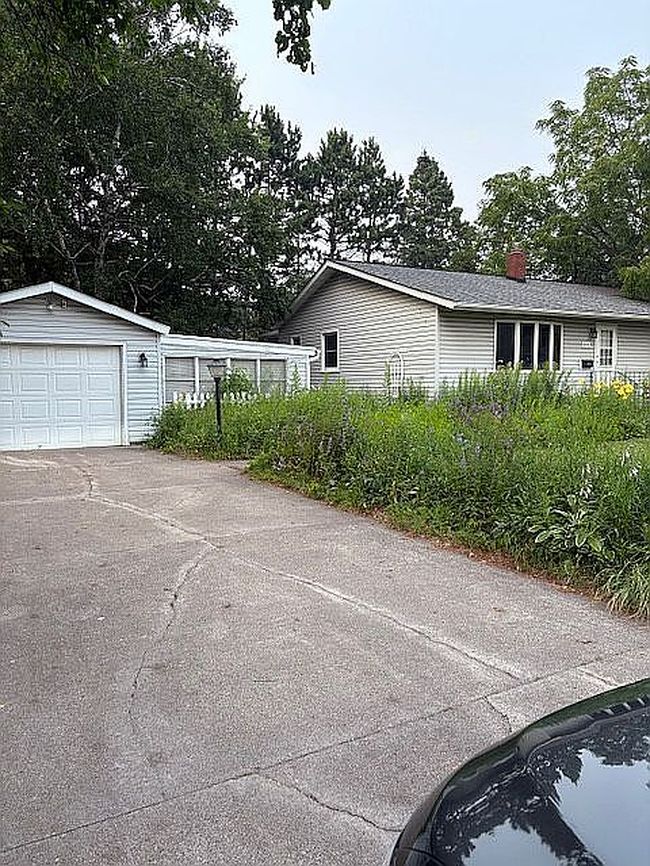 Photo of 1013 Washington Ave, Cloquet, MN